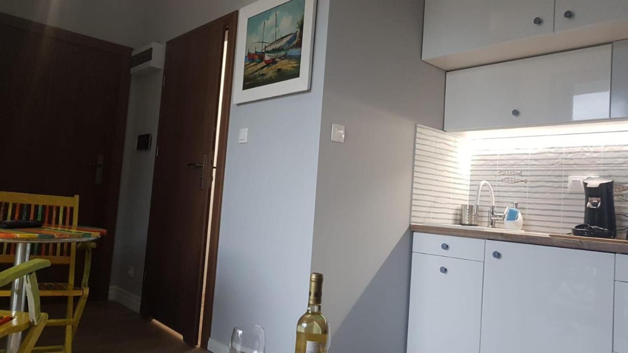 Uroczy Apartament Happy 01 Z Widokowym Tarasen Na Dachu - Tuz Przy Plazy !!! Niechorze Zewnętrze zdjęcie