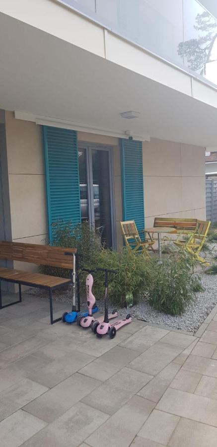 Uroczy Apartament Happy 01 Z Widokowym Tarasen Na Dachu - Tuz Przy Plazy !!! Niechorze Zewnętrze zdjęcie